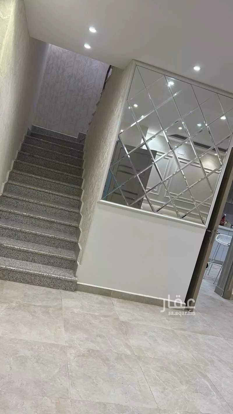 فيلا 5 غرف في الجنادرية 3