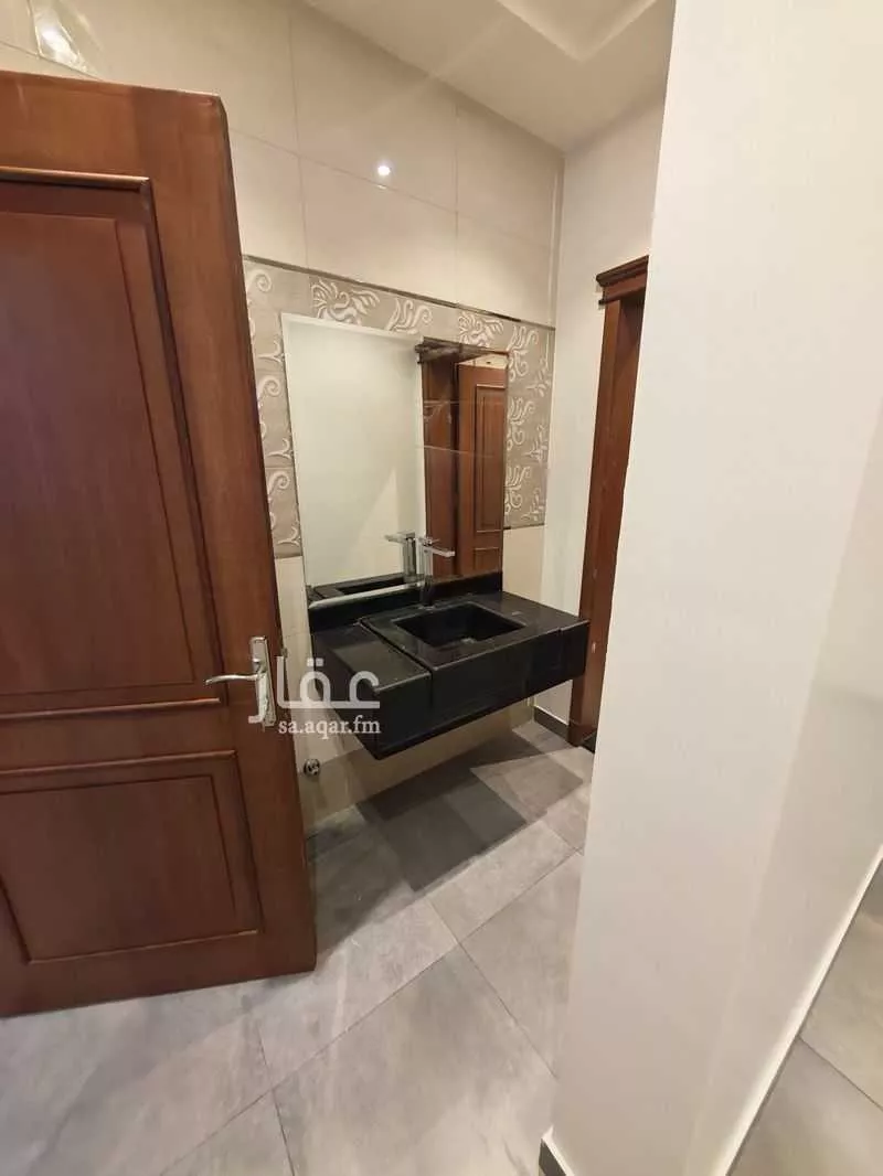 4 bedroom apartment in Al Marwa 5
