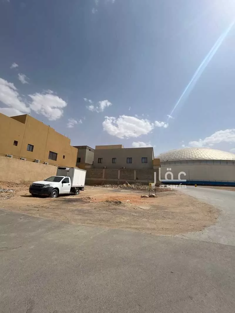 350 sqm land in Okaz 2