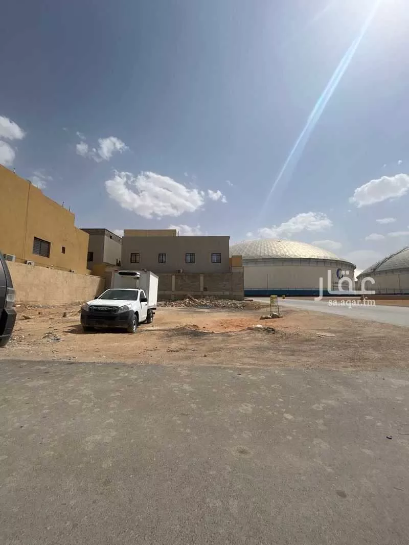 350 sqm land in Okaz 3