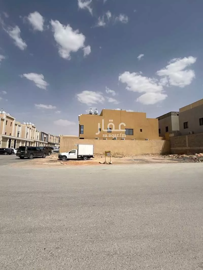 350 sqm land in Okaz 5
