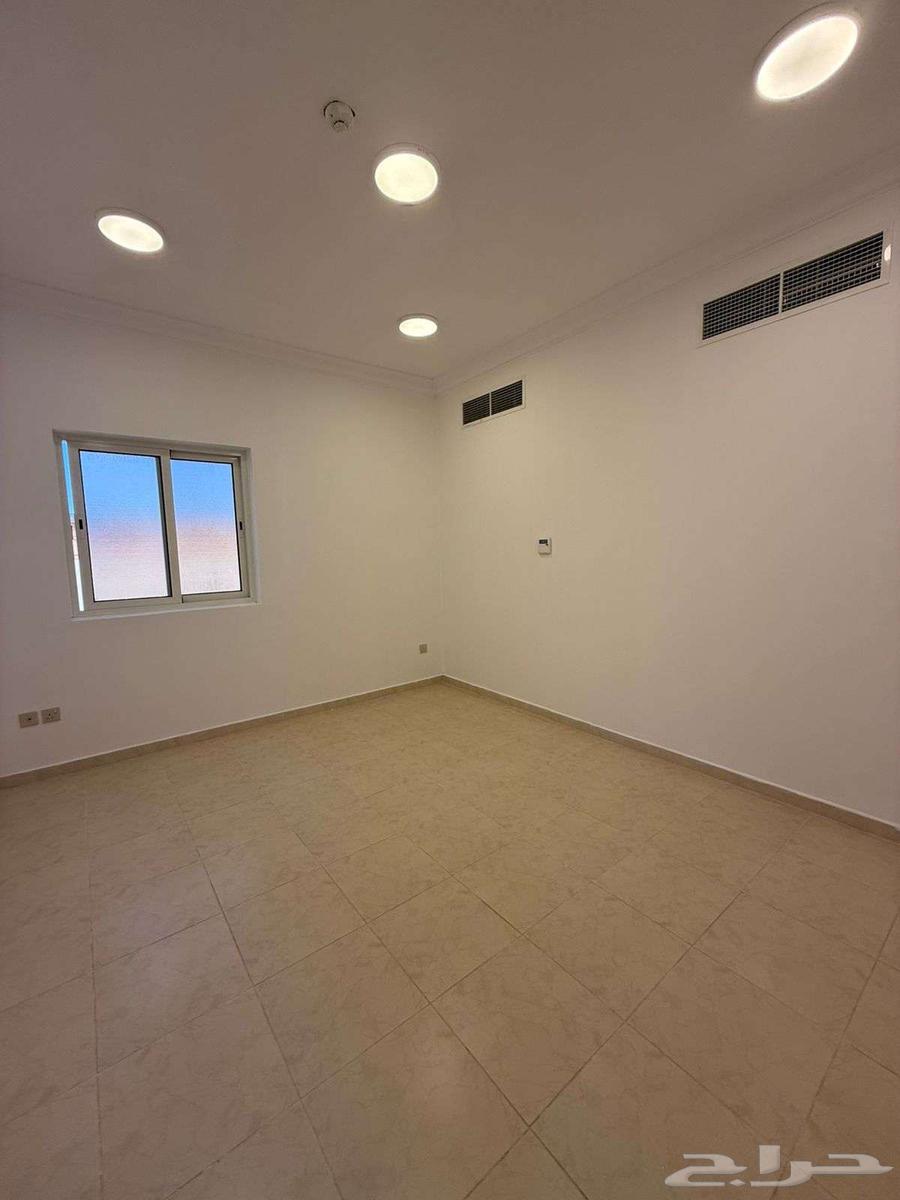 3 bedroom apartment in Hajar 4