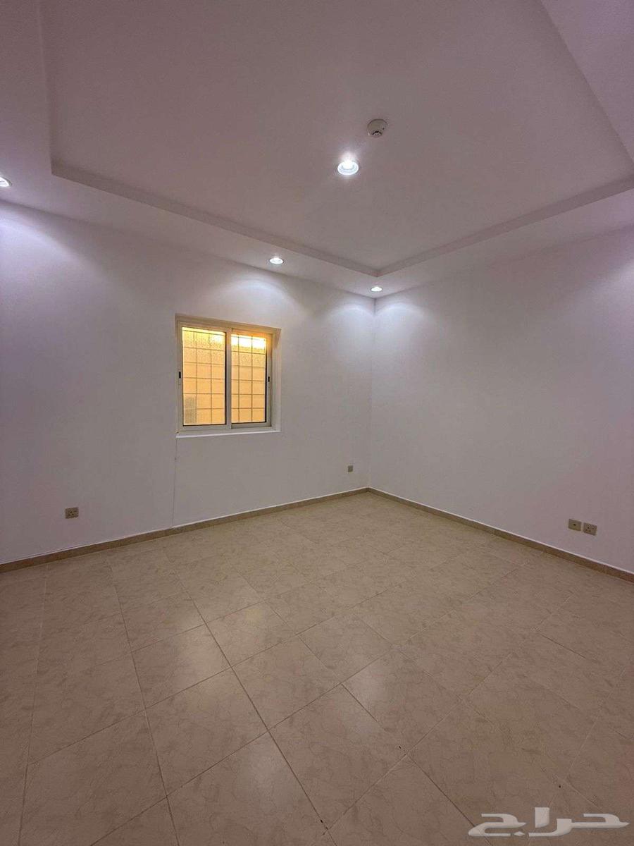 3 bedroom apartment in Hajar 5