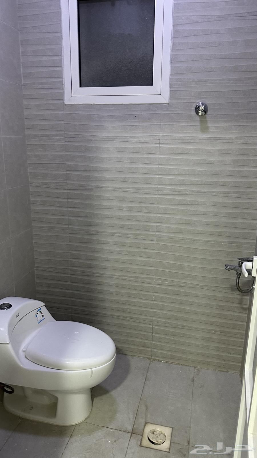 2 bedroom apartment in Dahiat King Fahd 4