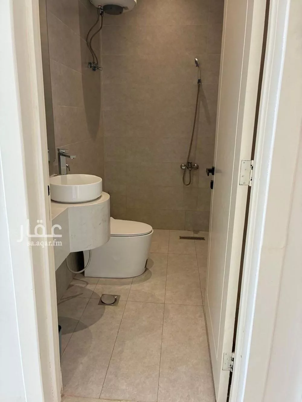 5 bedroom villa in Al Qadisiyah 13