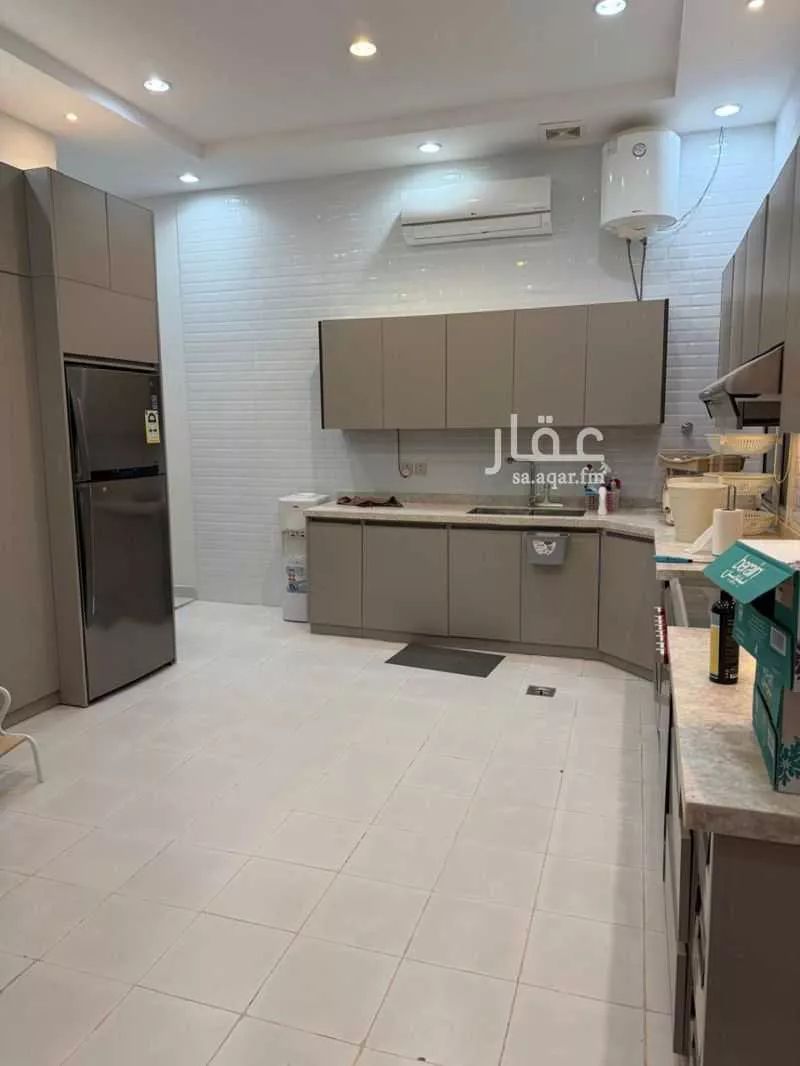 8 bedroom villa in Al Rimal 14
