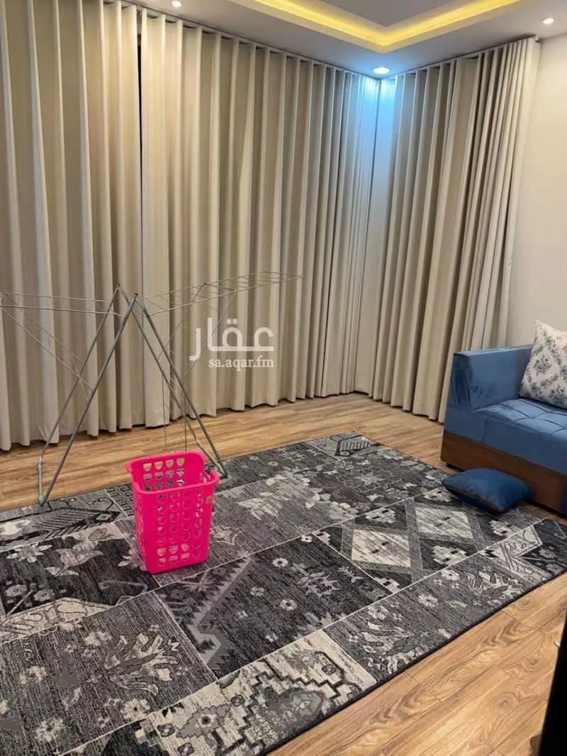 8 bedroom villa in Al Rimal 17