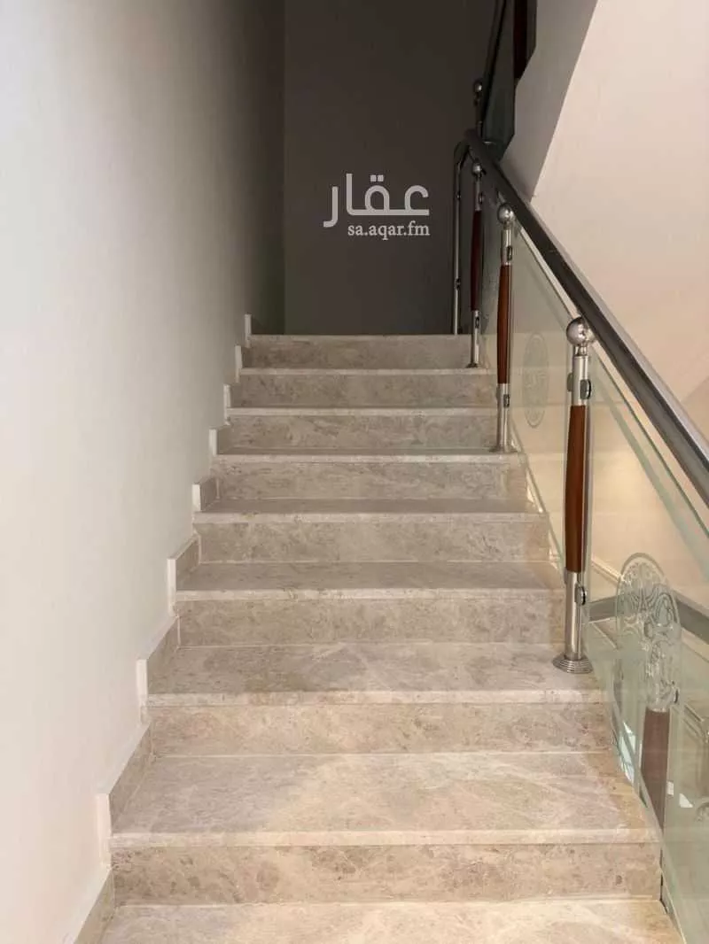 8 bedroom villa in Al Rimal 21