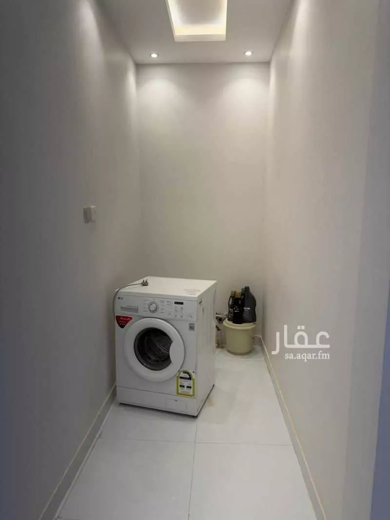8 bedroom villa in Al Rimal 26