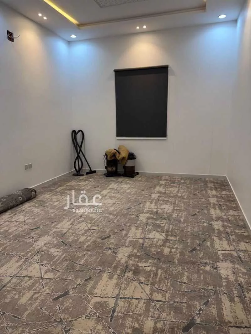 8 bedroom villa in Al Rimal 9