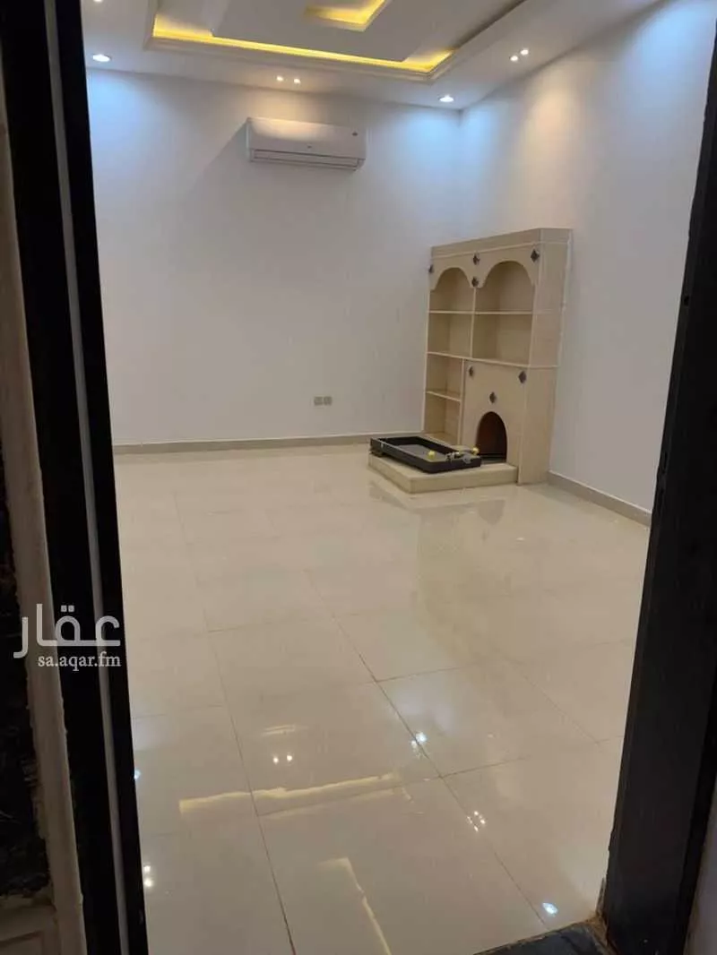 8 bedroom villa in Al Rimal 10