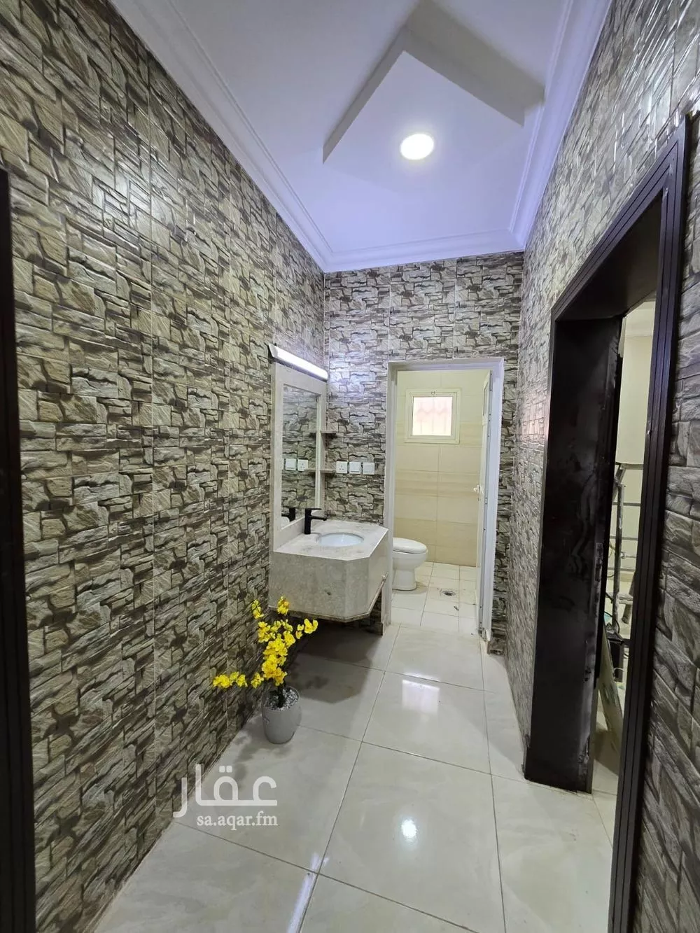 5 bedroom apartment in Dahiat King Fahd 2