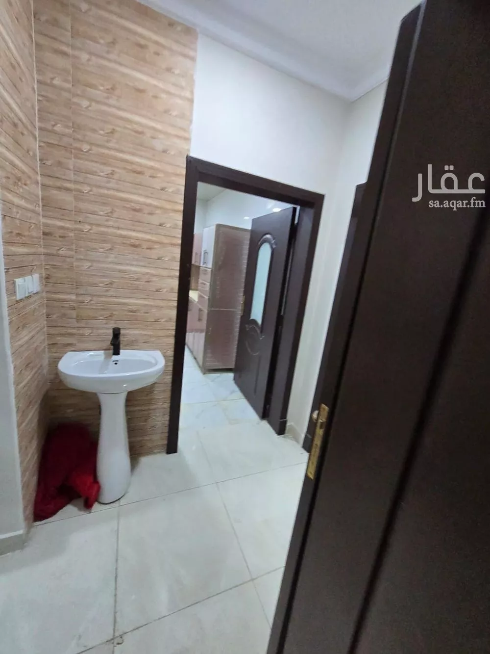 5 bedroom apartment in Dahiat King Fahd 9