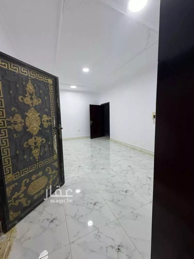 3 bedroom apartment in Dahiat King Fahd 2