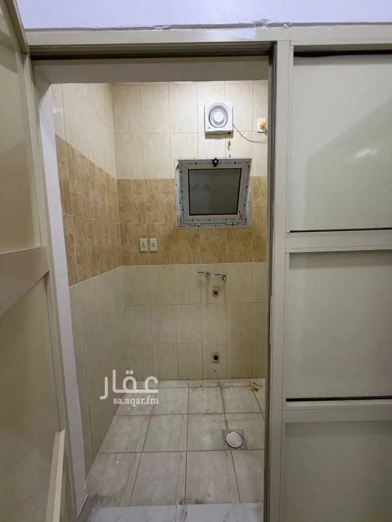 3 bedroom apartment in Dahiat King Fahd 8