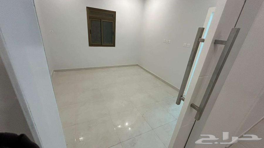 6 bedroom apartment in Ash Shulah 11