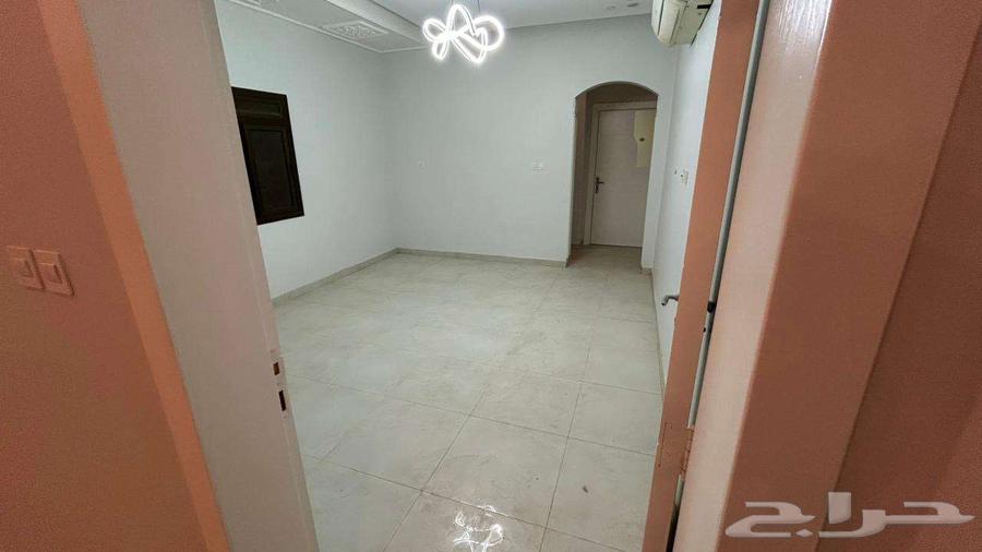 6 bedroom apartment in Ash Shulah 13