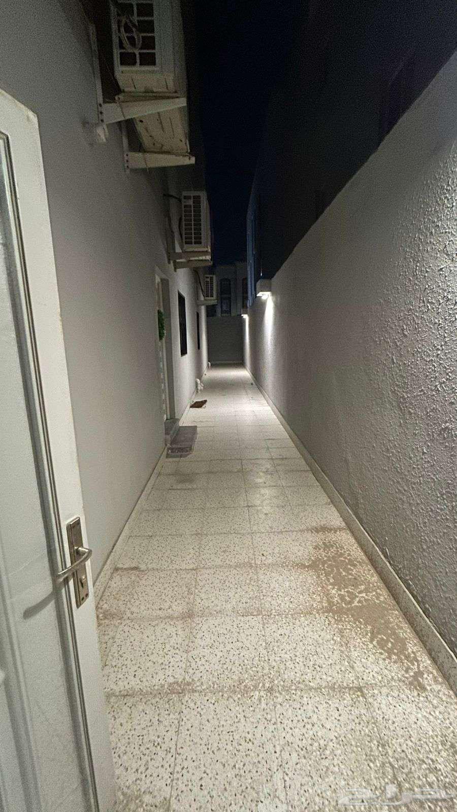 6 bedroom apartment in Ash Shulah 14