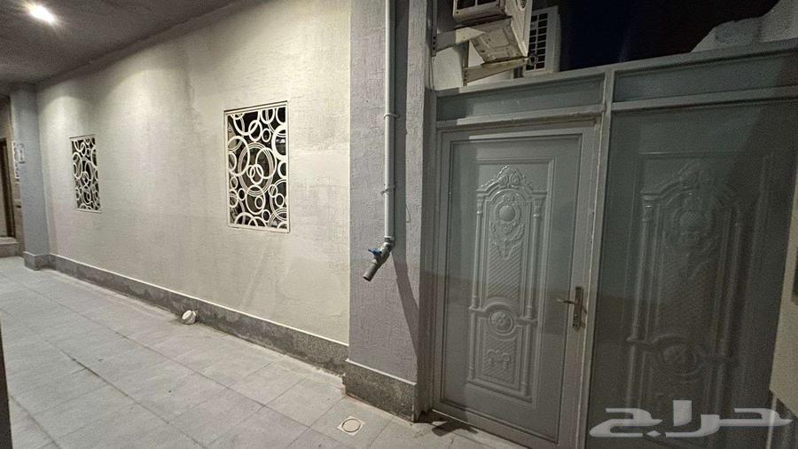 6 bedroom apartment in Ash Shulah 15