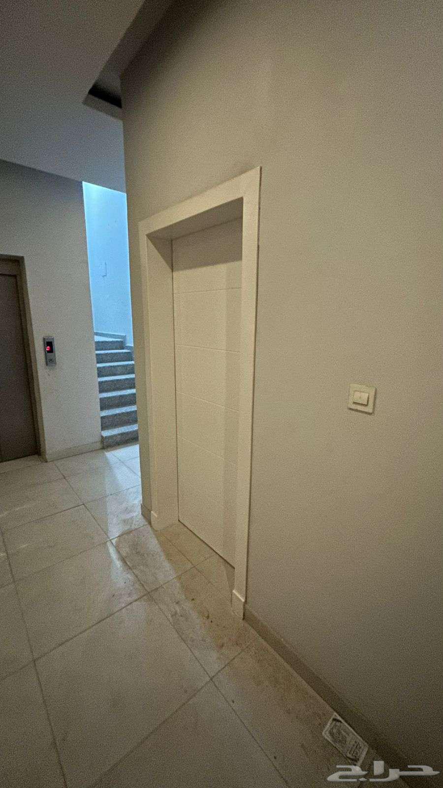 6 bedroom apartment in Ash Shulah 5
