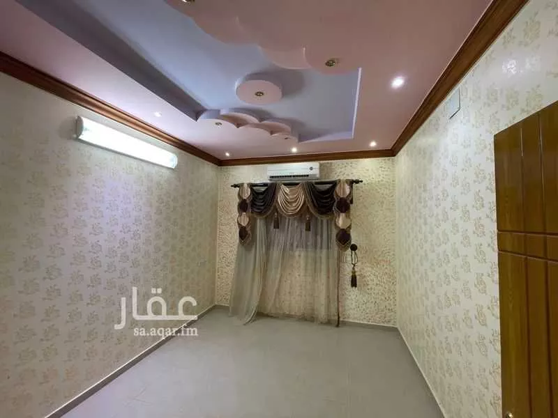 فيلا 5 غرف في الحزم 6