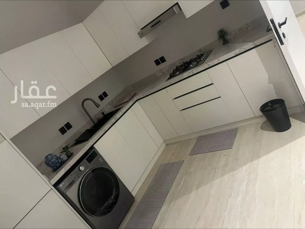 3 bedroom apartment in Al Malqa 22