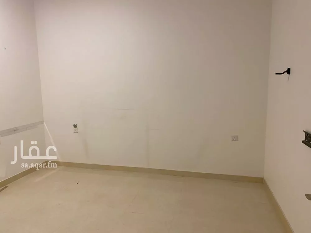 3 bedroom floor in Al Aridh 4