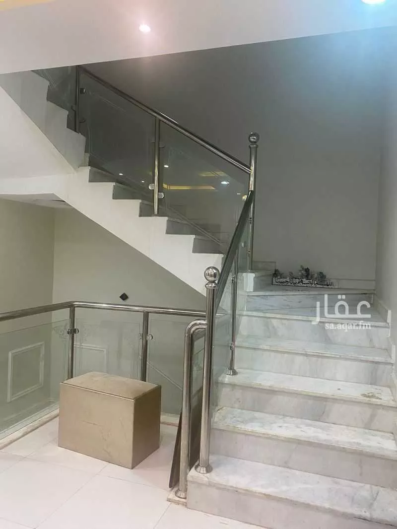 فيلا 5 غرف في ديراب 21