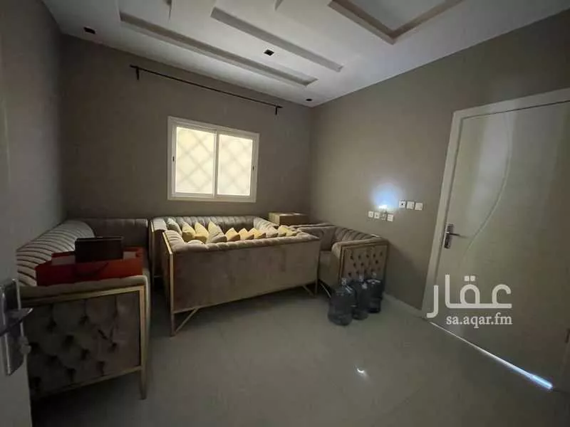 6 bedroom villa in Dirab 12