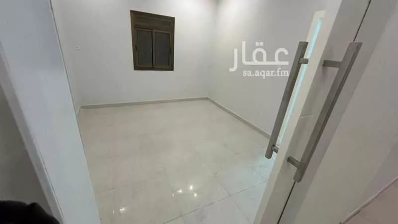 شقة 6 غرف في الشعلة 8