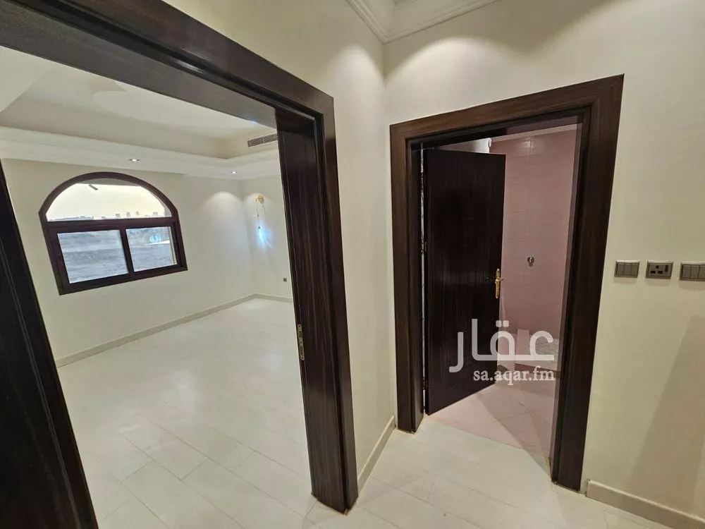 فيلا 5 غرف في الصوارى 17