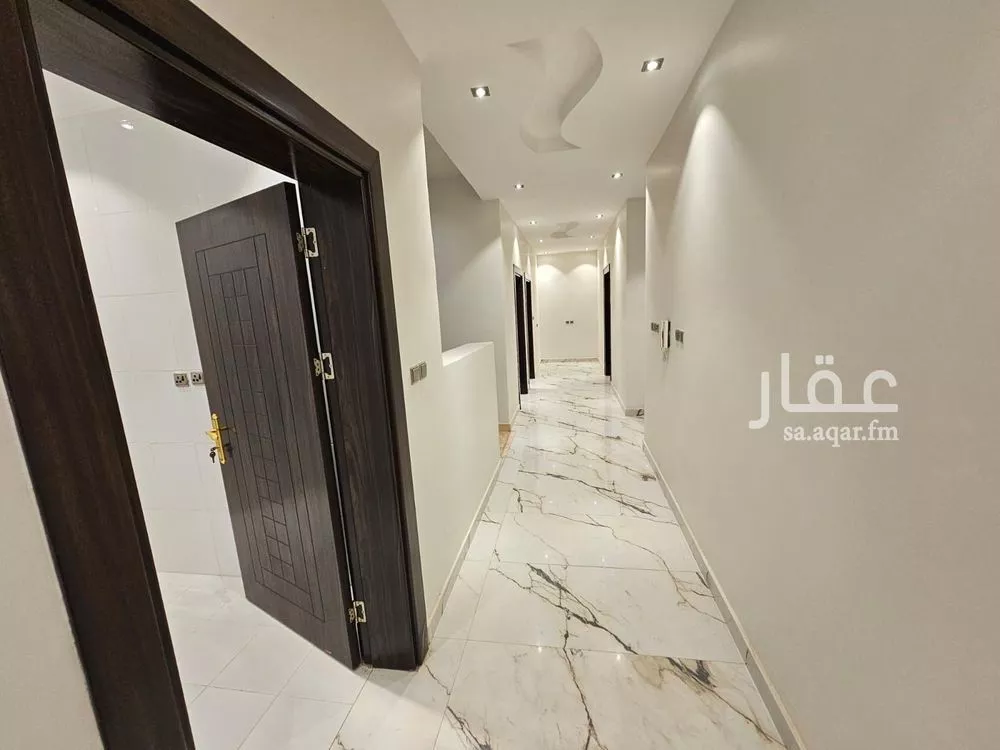 فيلا 5 غرف في الصوارى 22