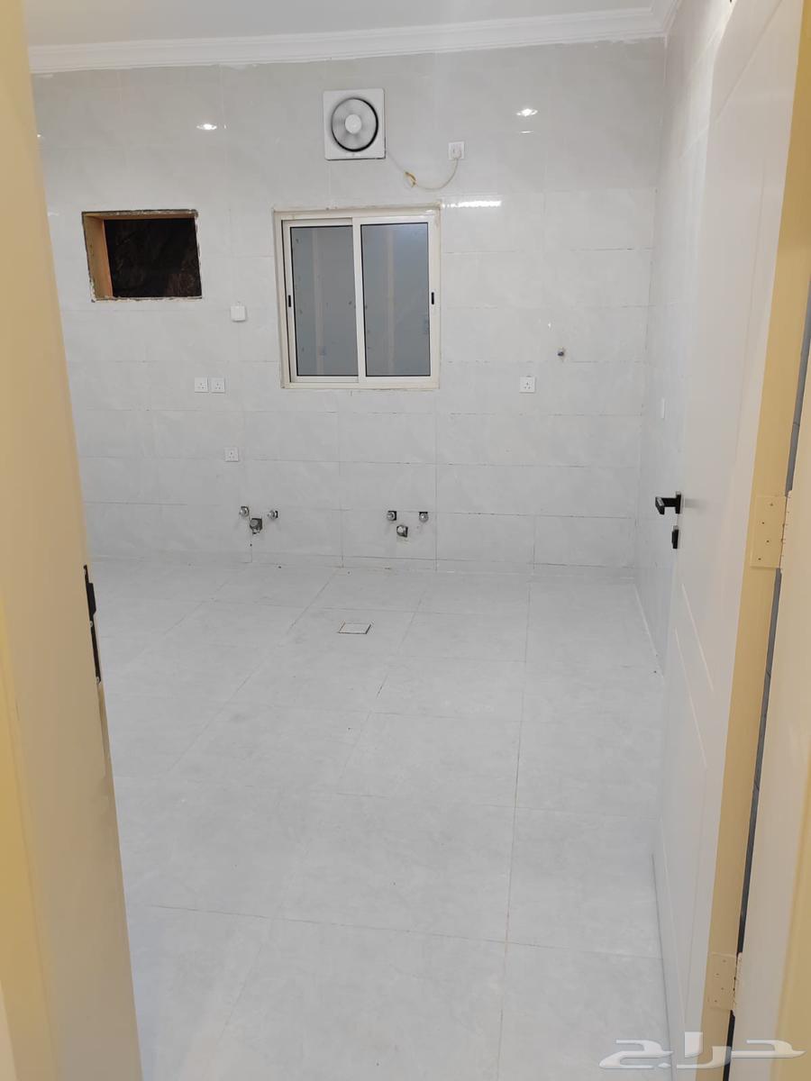 4 bedroom apartment in Al Buhayrat 4
