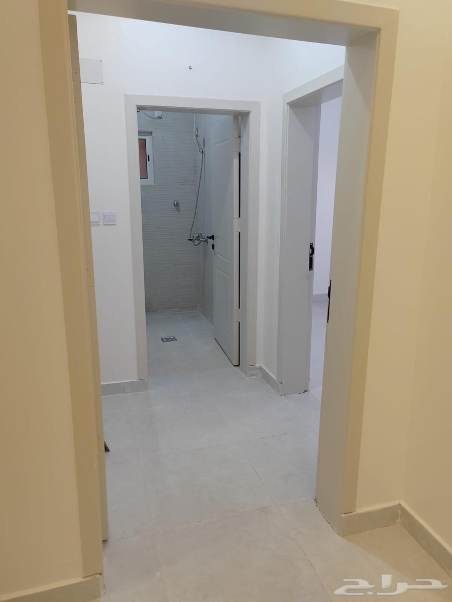 4 bedroom apartment in Al Buhayrat 5