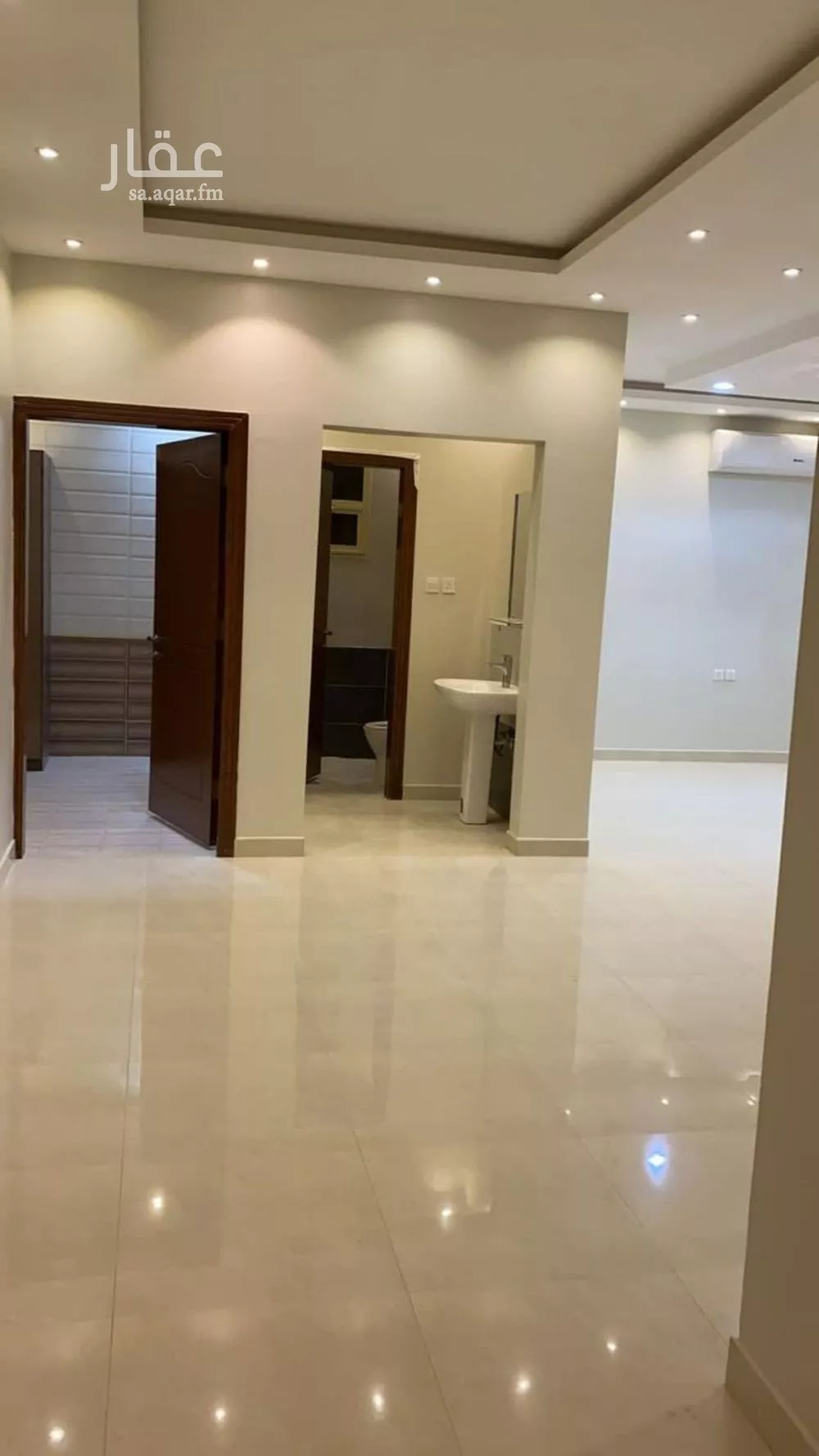 4 bedroom apartment in Al Malqa 11