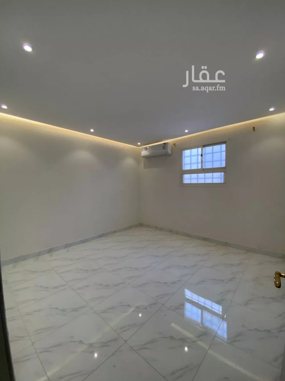 1 bedroom apartment in As Suwaidi Al Gharabi 4