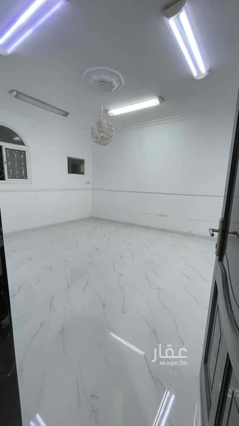 4 bedroom apartment in Al Mab'outh, Madinah 7