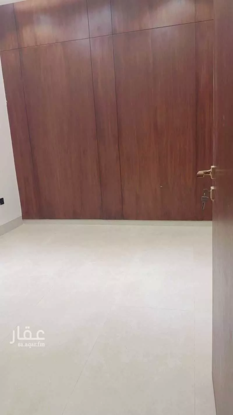4 bedroom floor in Dhahrat Namar 5
