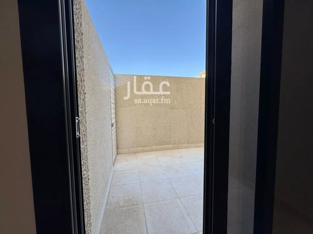 شقة 3 غرف في العارض 11