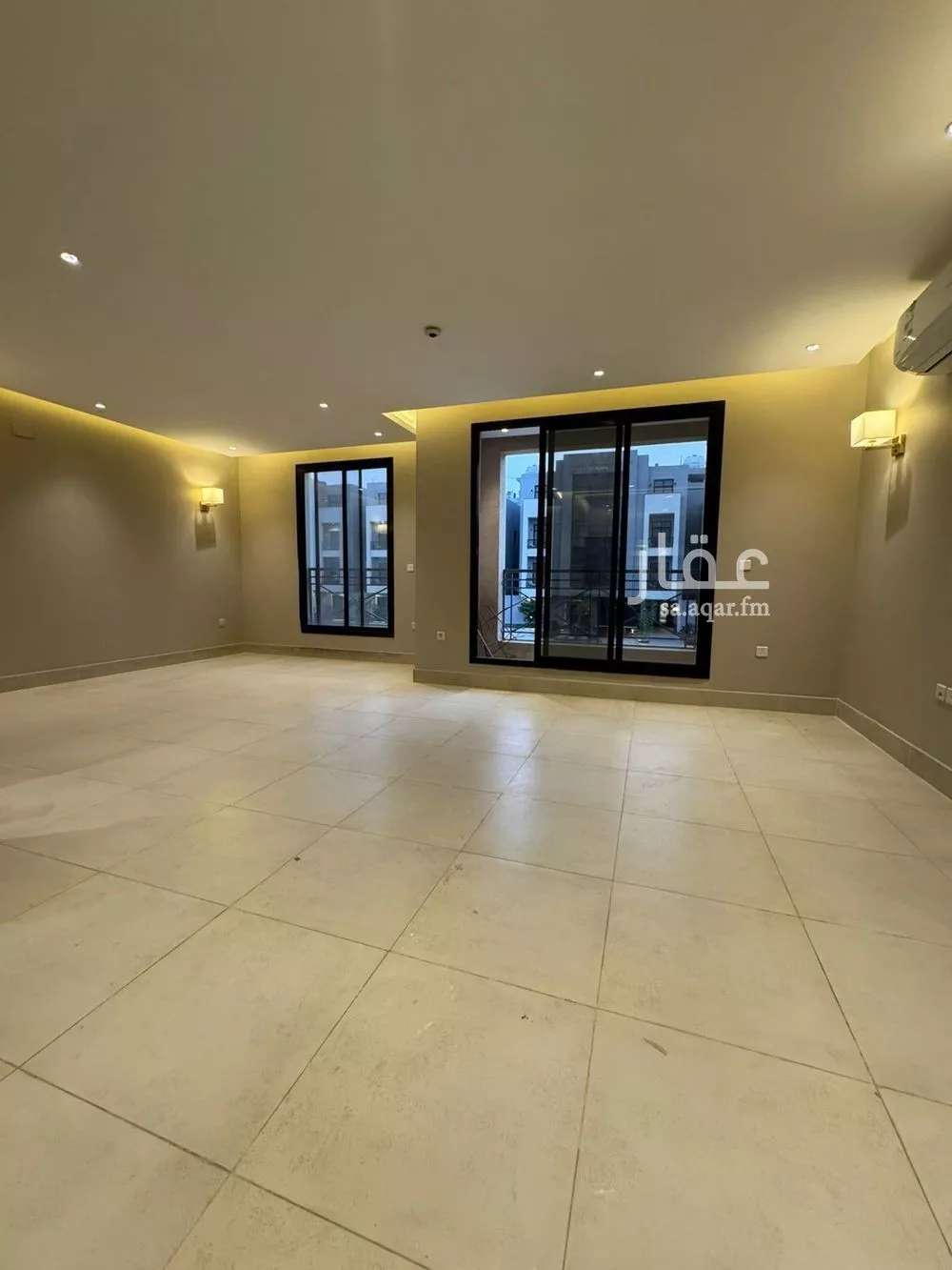 3 bedroom apartment in Al Yasmin 13