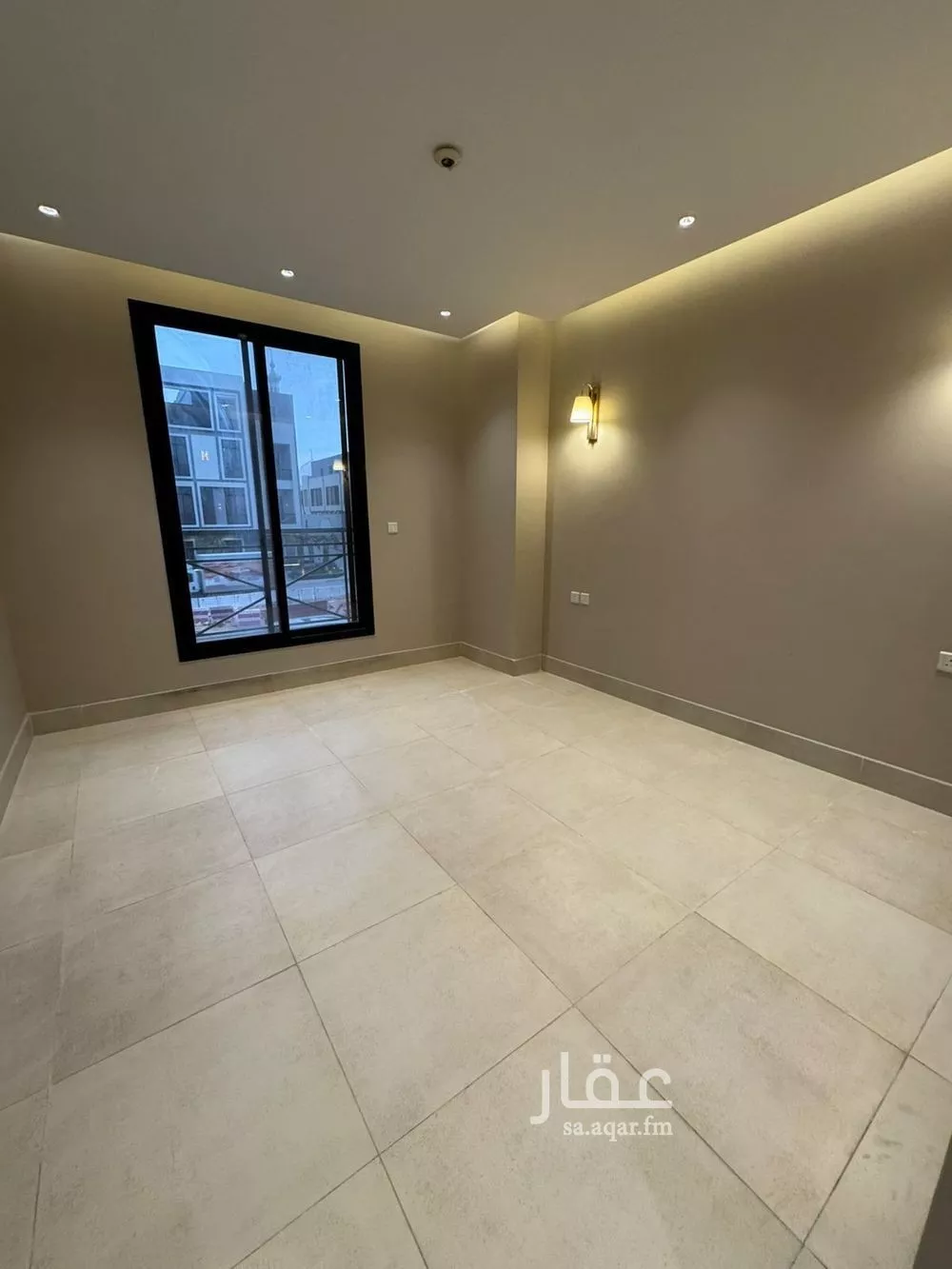 3 bedroom apartment in Al Yasmin 4