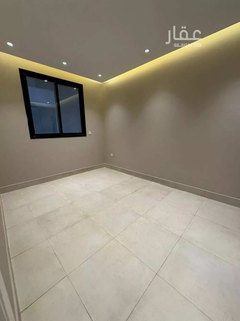 3 bedroom apartment in Al Yasmin 5