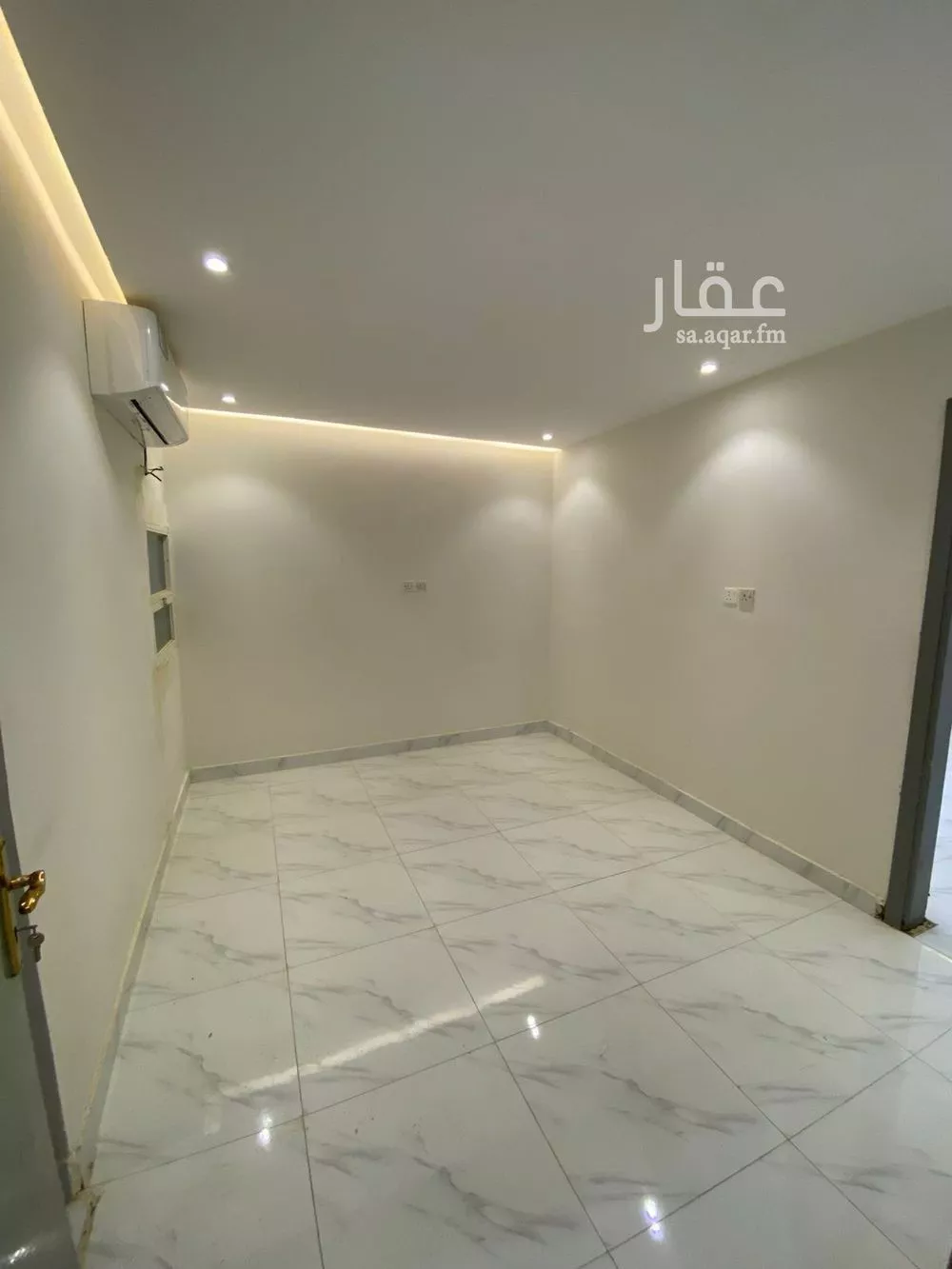 1 bedroom apartment in As Suwaidi Al Gharabi 7