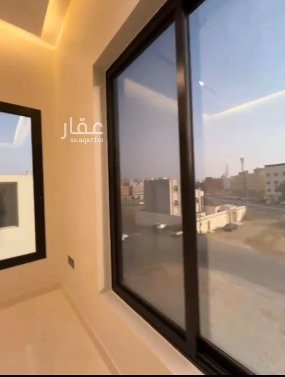 فيلا 7 غرف في الشراع 3
