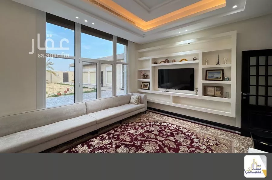 12 bedroom villa in Dhahrat Laban 9