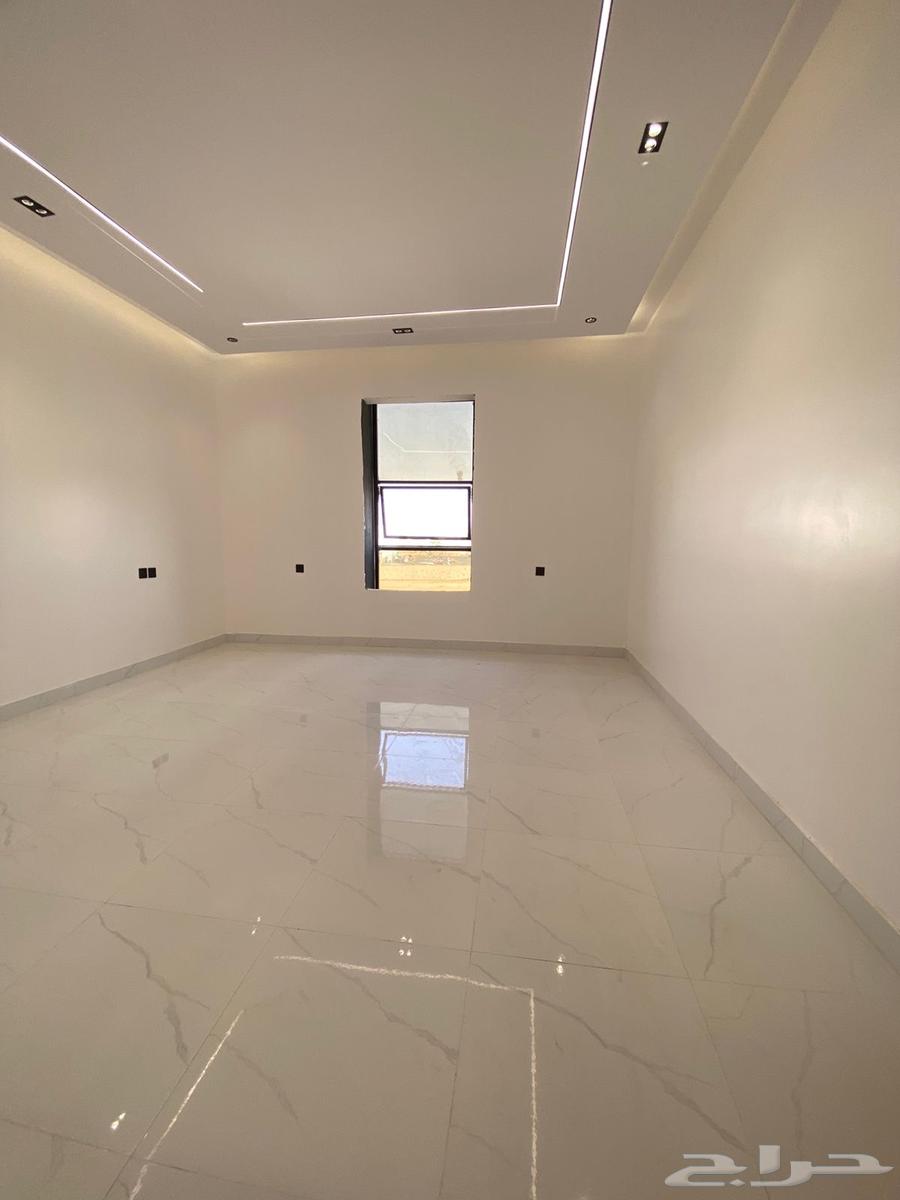 7 bedroom villa in Al Aziziyah 15
