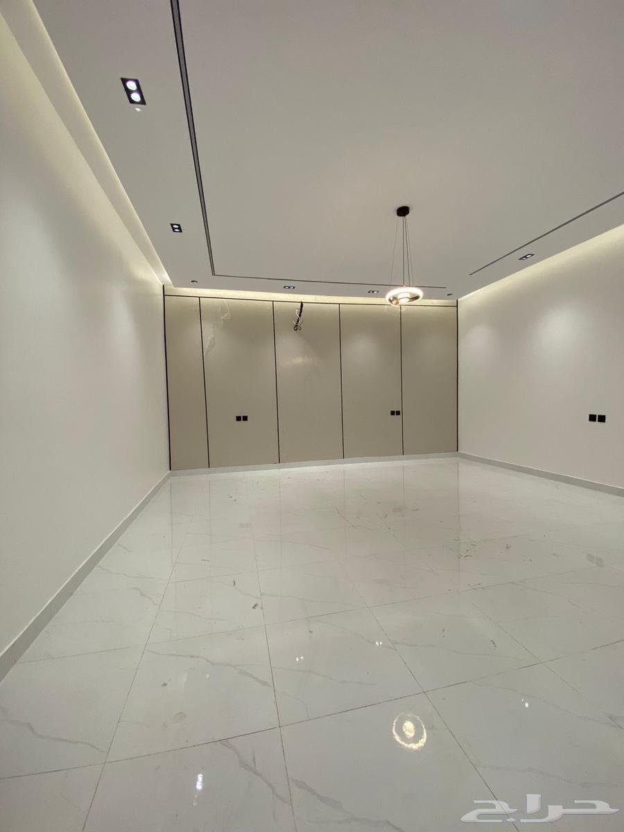 7 bedroom villa in Al Aziziyah 4