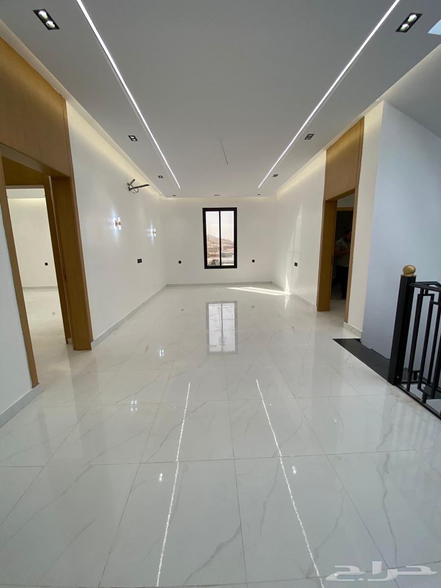7 bedroom villa in Al Aziziyah 9