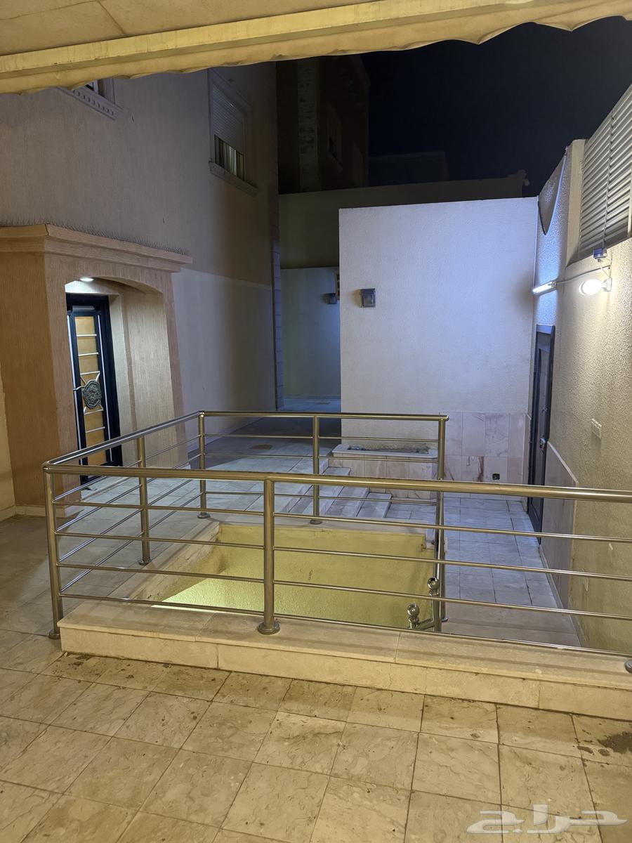 14 bedroom villa in Al Awali 5