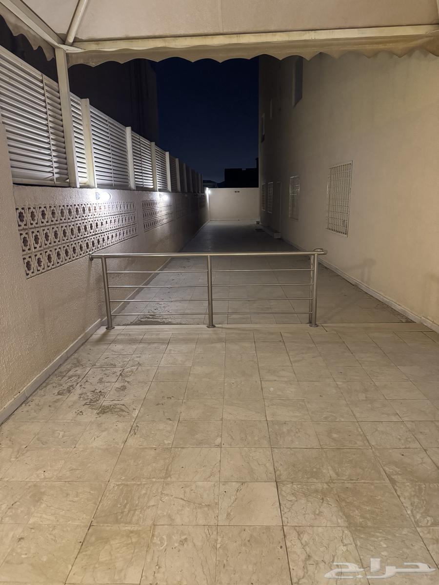 14 bedroom villa in Al Awali 6